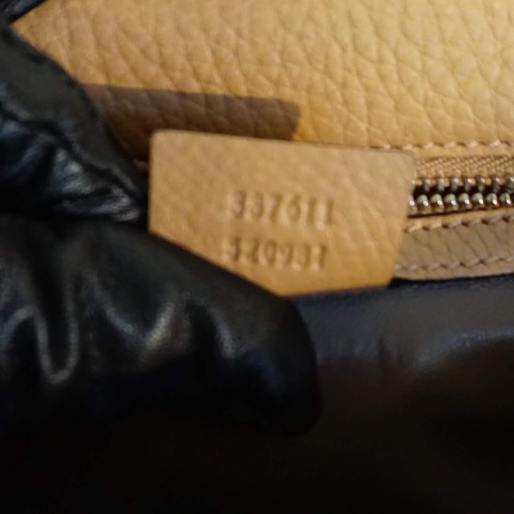 Gucci Studded Bamboo Ltd Edition Shoulder Bag - Picture 7 of 8